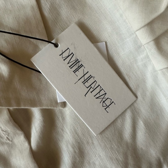 DIVINE HERITAGE CREAM COLLARED PUFFY SHOULDER SLEEVE SHIRT NWT - Picture 7 of 8